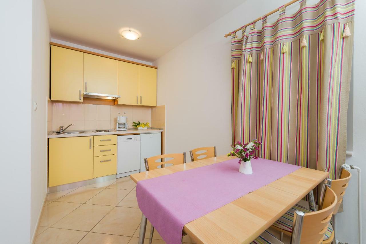 בול Apartments Villa Vallum מראה חיצוני תמונה